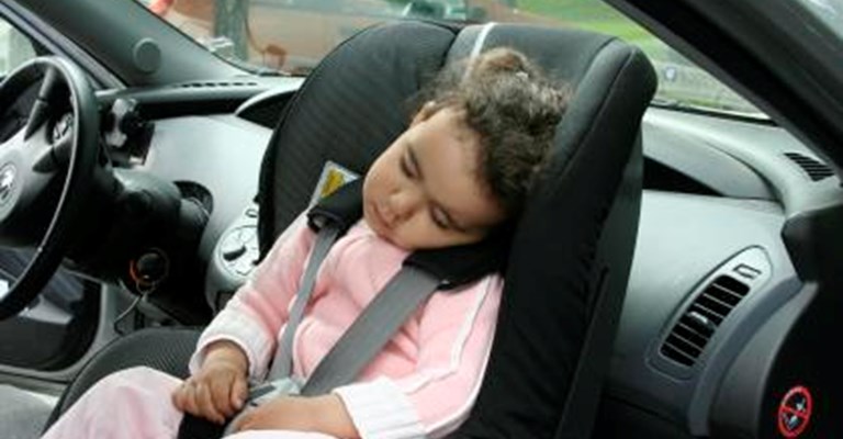 Så här får du råd om barns säkerhet i bil